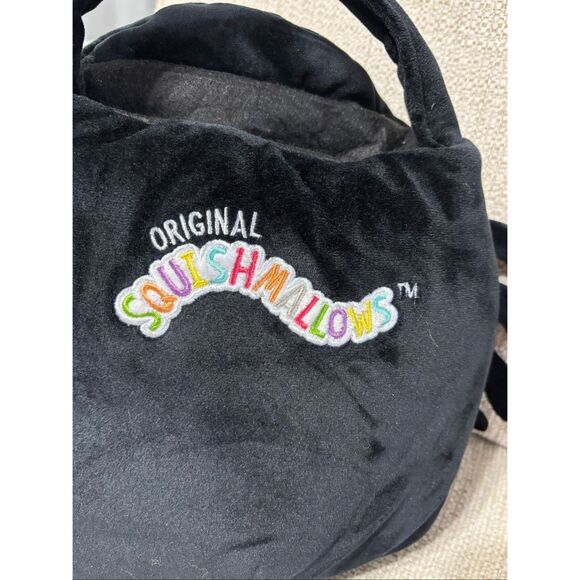 Squishmallows Bella The Spider trick-or-treat plush gift bag pale tote NWT’s - Picture 4 of 11